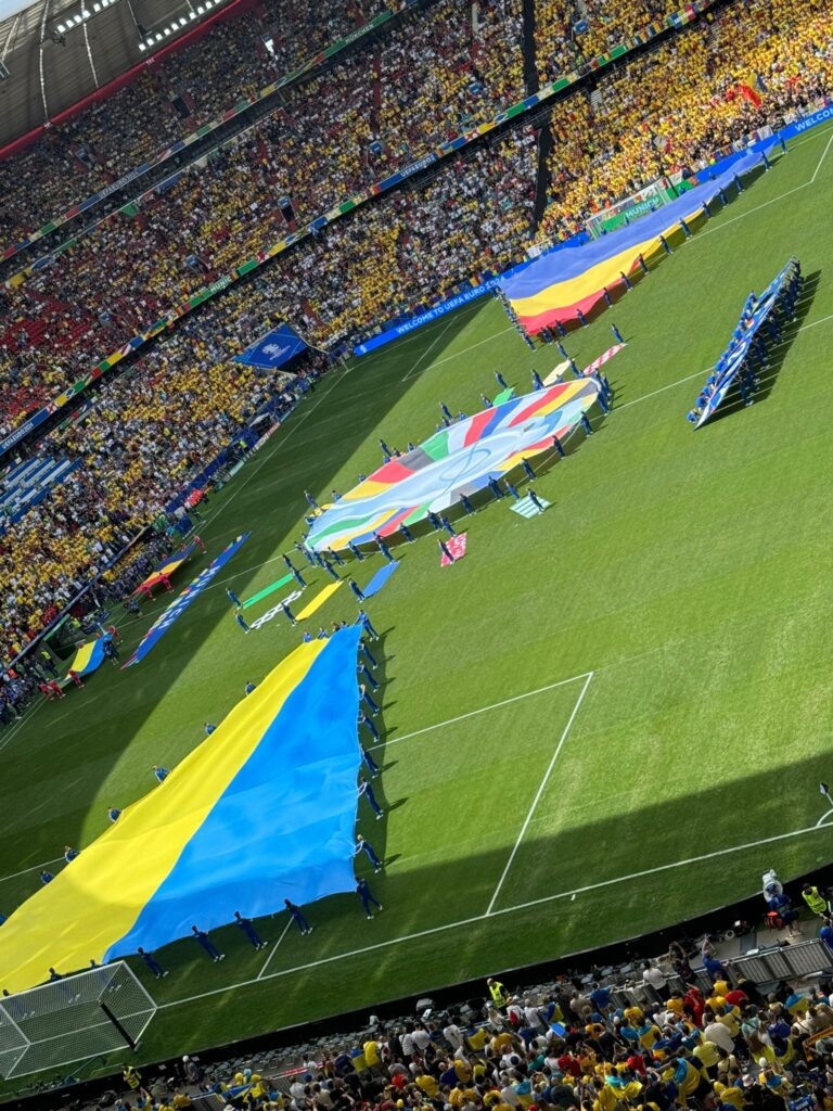 Începerea meciului România - Ucraina
